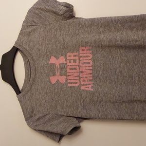 Grey dri fit under Armour tee